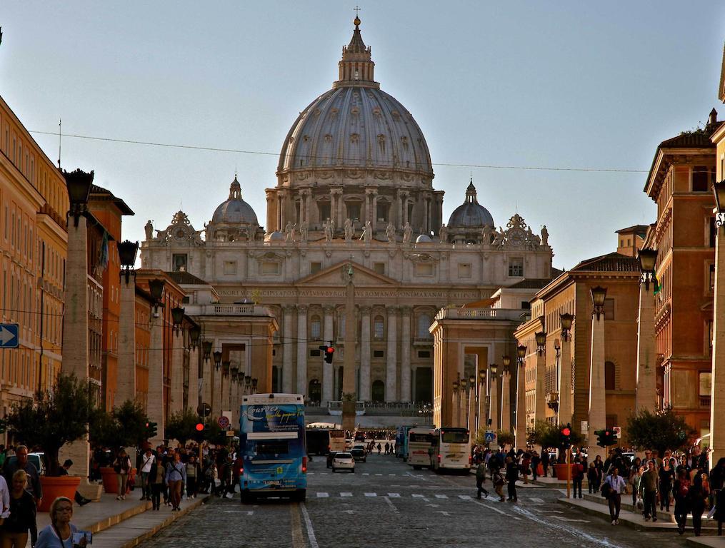 Giulio Cesare Imperatore Roma Esterno foto